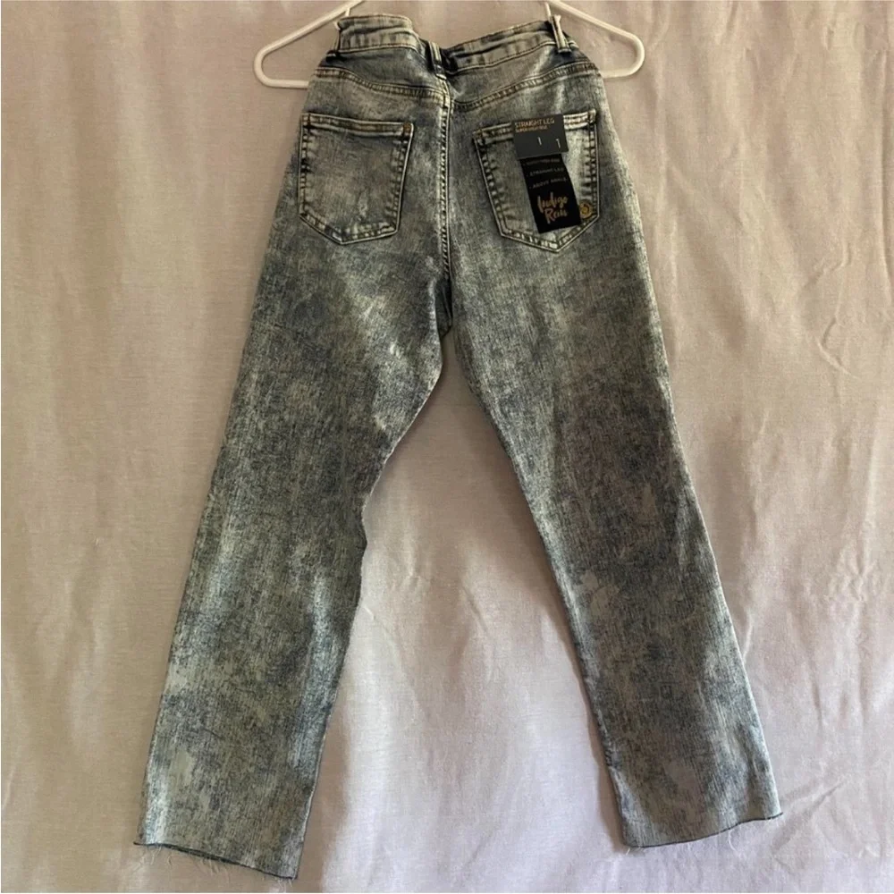 Indigo Rein NWT Super High Rise Straight Leg Above ankle Jeans Size (24X27)